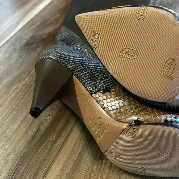 ‼️OFFERS‼️ Isabel Marant Python Boots - Picture 16 of 16